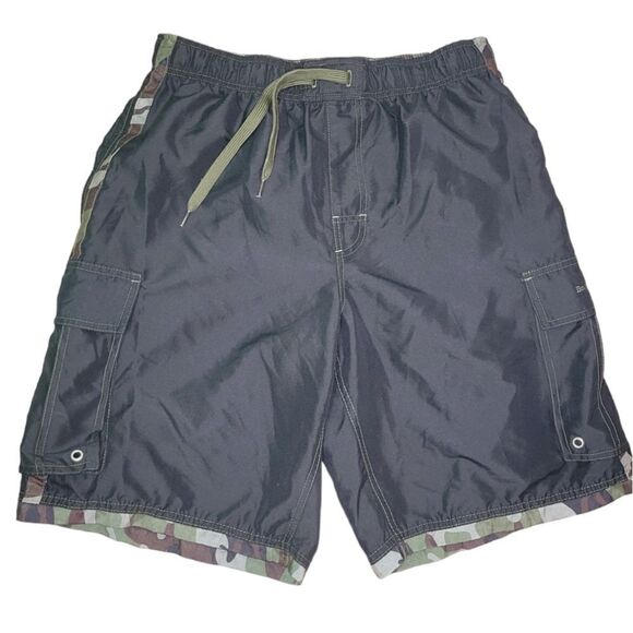 Bundle of 2 men's cargo swim trunks - Picture 3 of 16